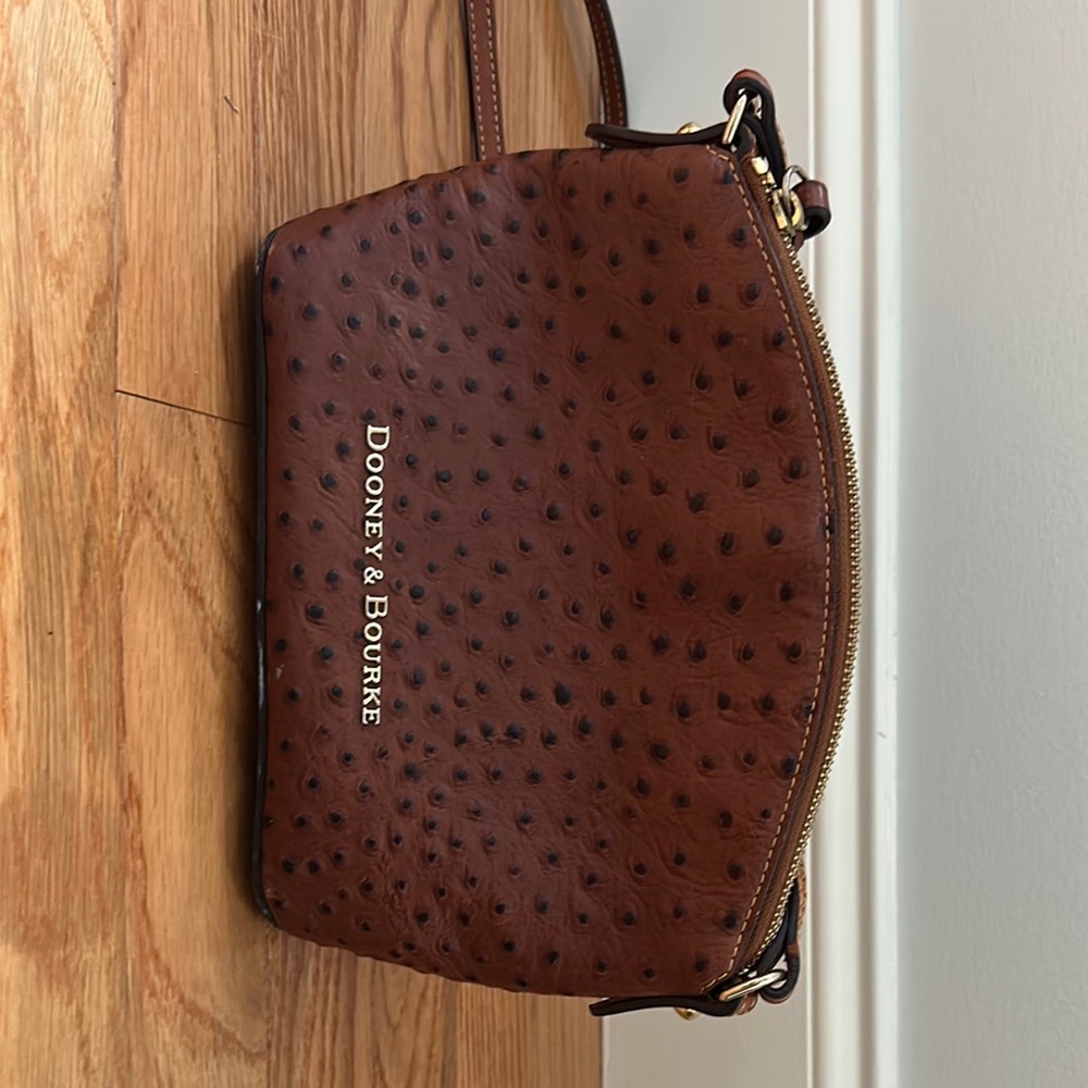 Dooney & Bourke Brown Leather Women's Bag